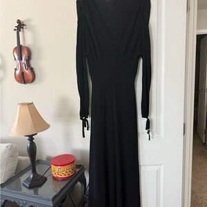 Elegant Black Long Sleeve Dress